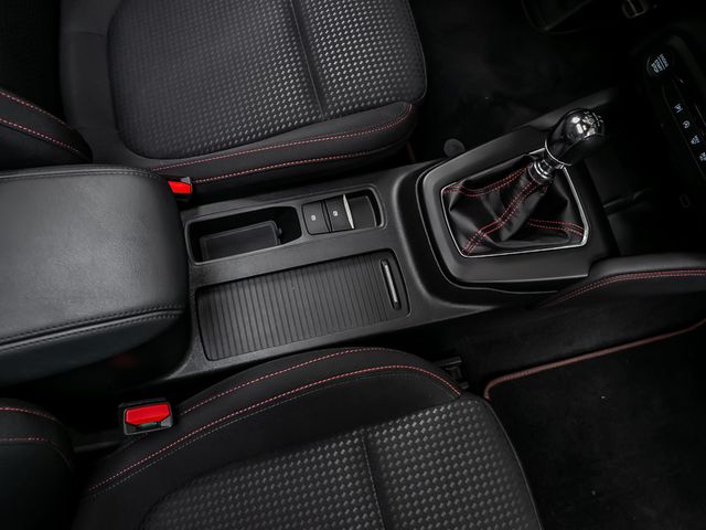 Ford Focus Turnier ST-Line X PANO AHK schwenkbar RFK