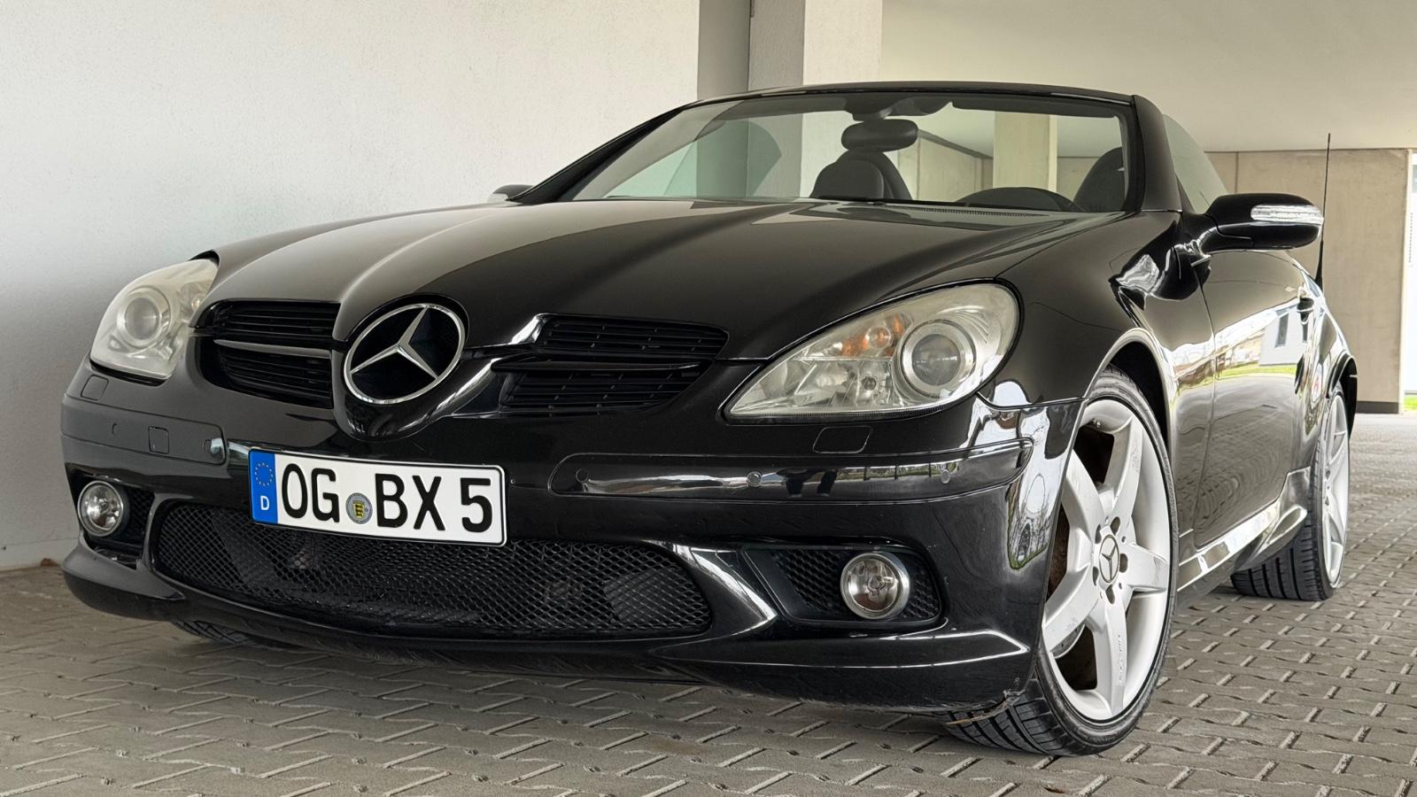 Mercedes-Benz SLK 350 Roadster AMG LINE