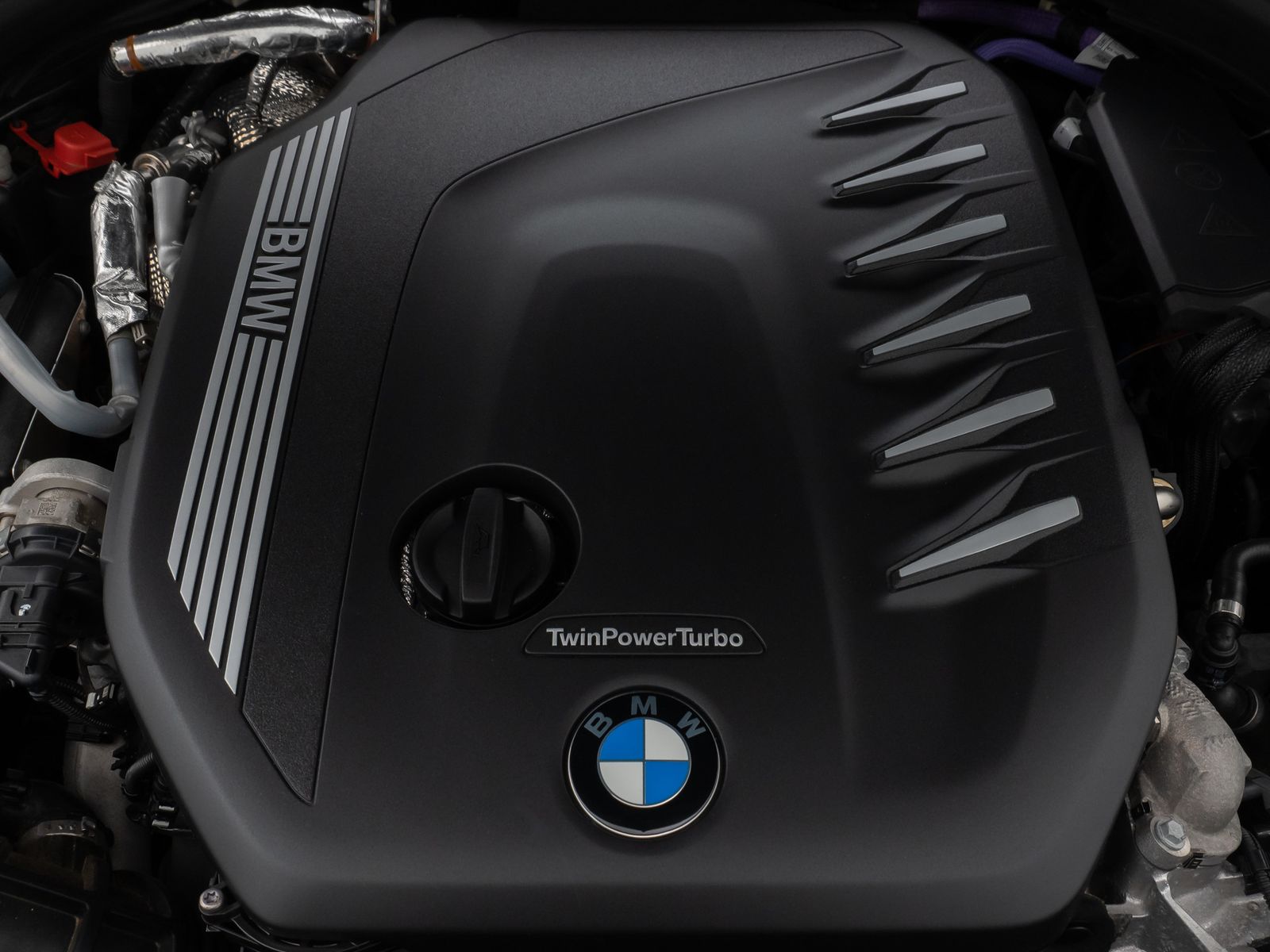 Fahrzeugabbildung BMW 540d xD LuxuryLine Panorama Laser Kamera HUD H/K