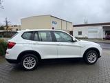 BMW X3 sDrive 18 d 1 HAND KAMERA NAVI AHK SHZ TEMP - BMW X3: 18d