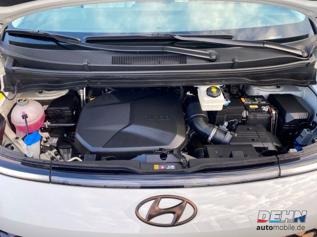 Hyundai STARIA 2WD 2.2 CRDi Signatur 7Sitzer Standheizun