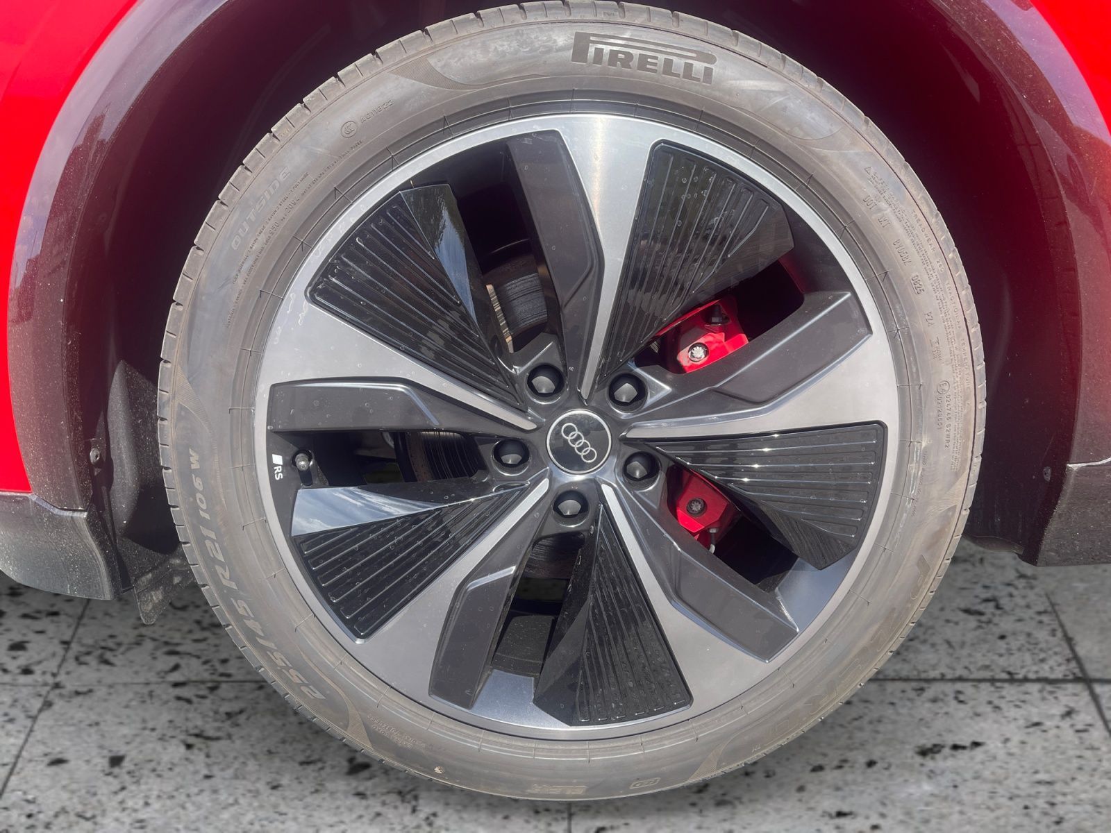 Audi Q6 e-tron - Bild 8