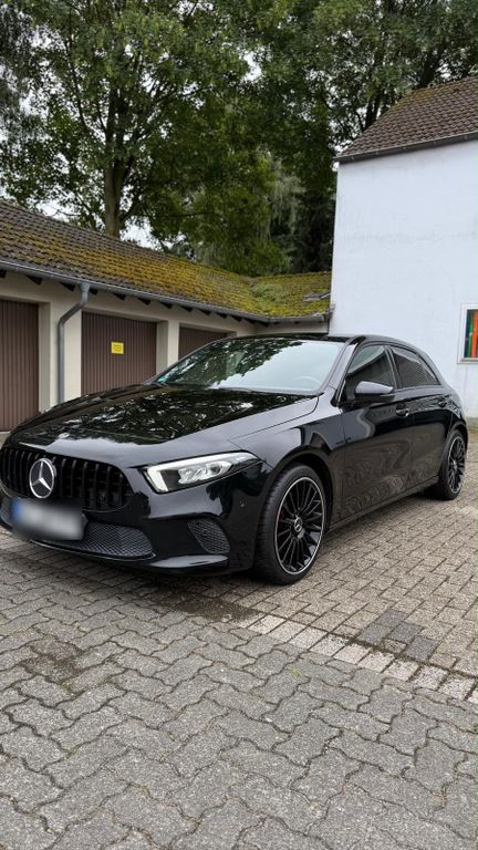 Image of Mercedes-Benz A 220