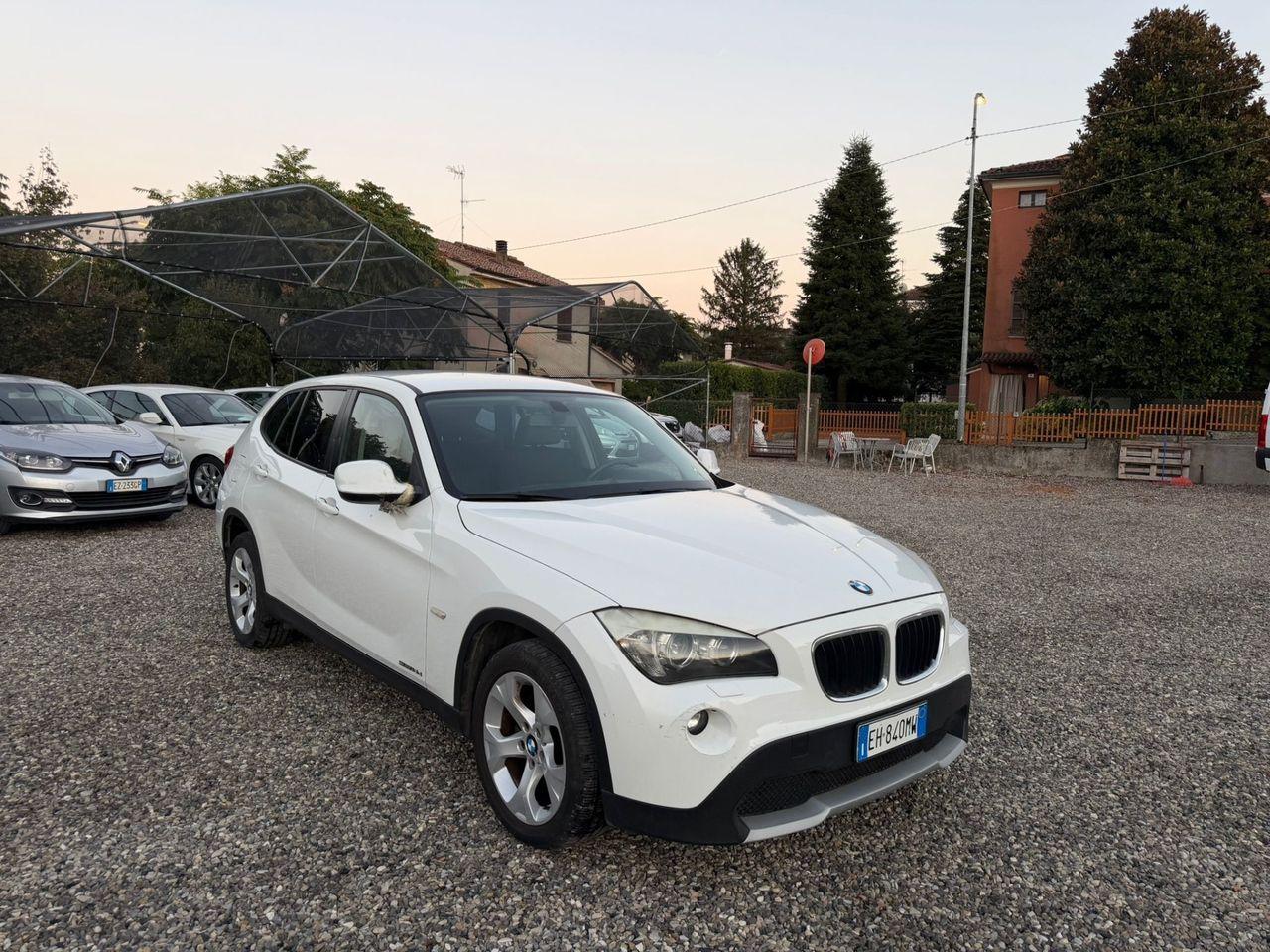 BMW X1 2011 — rear view