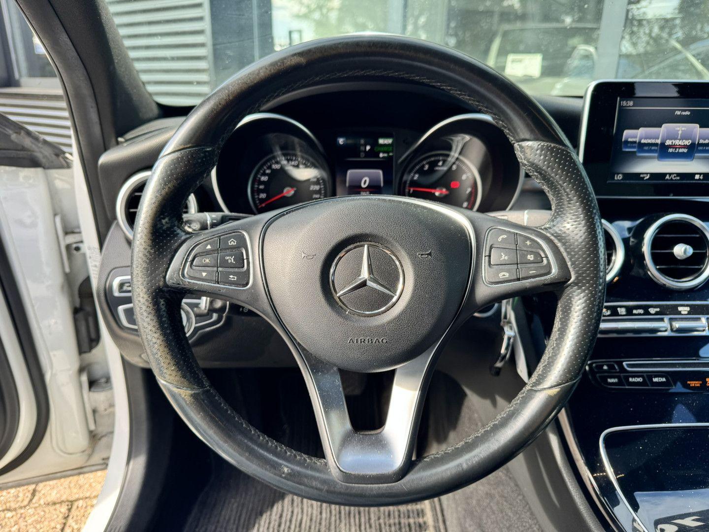 Mercedes-Benz C350 2015 — photo 14