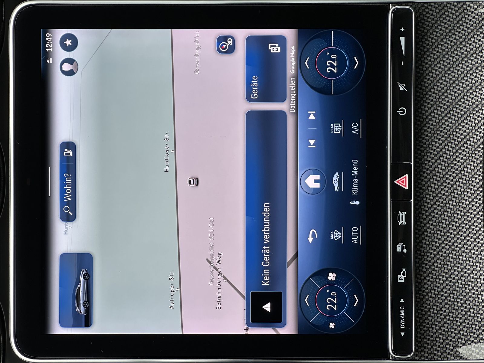 Fahrzeugabbildung Mercedes-Benz C 300e T AMG-Line NAV+LED+KAM+AHK+VCOCK+CARPLAY