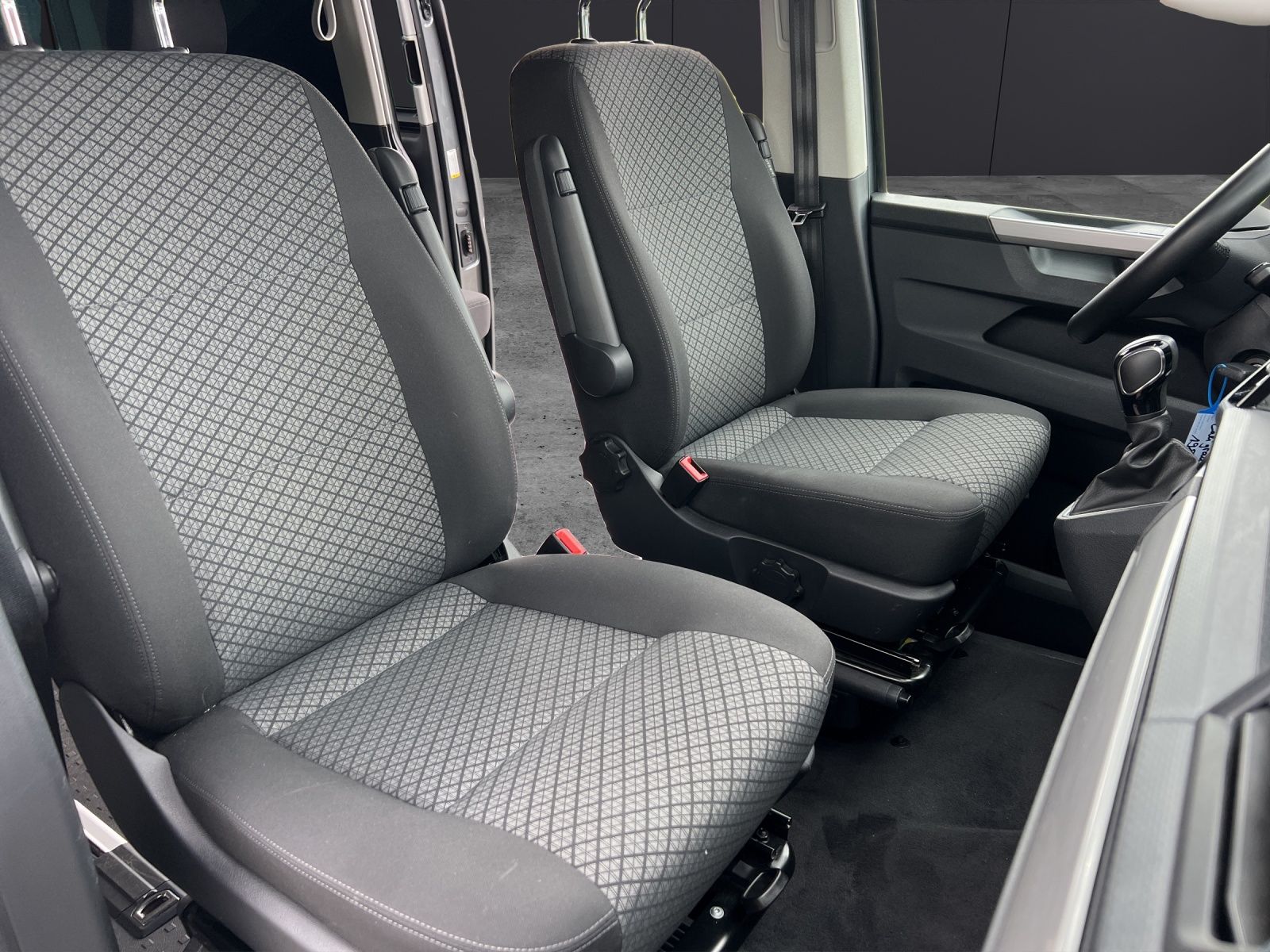 Fahrzeugabbildung Volkswagen T6 California T6.1 TDI Beach Tour Edit. DSG 4- M