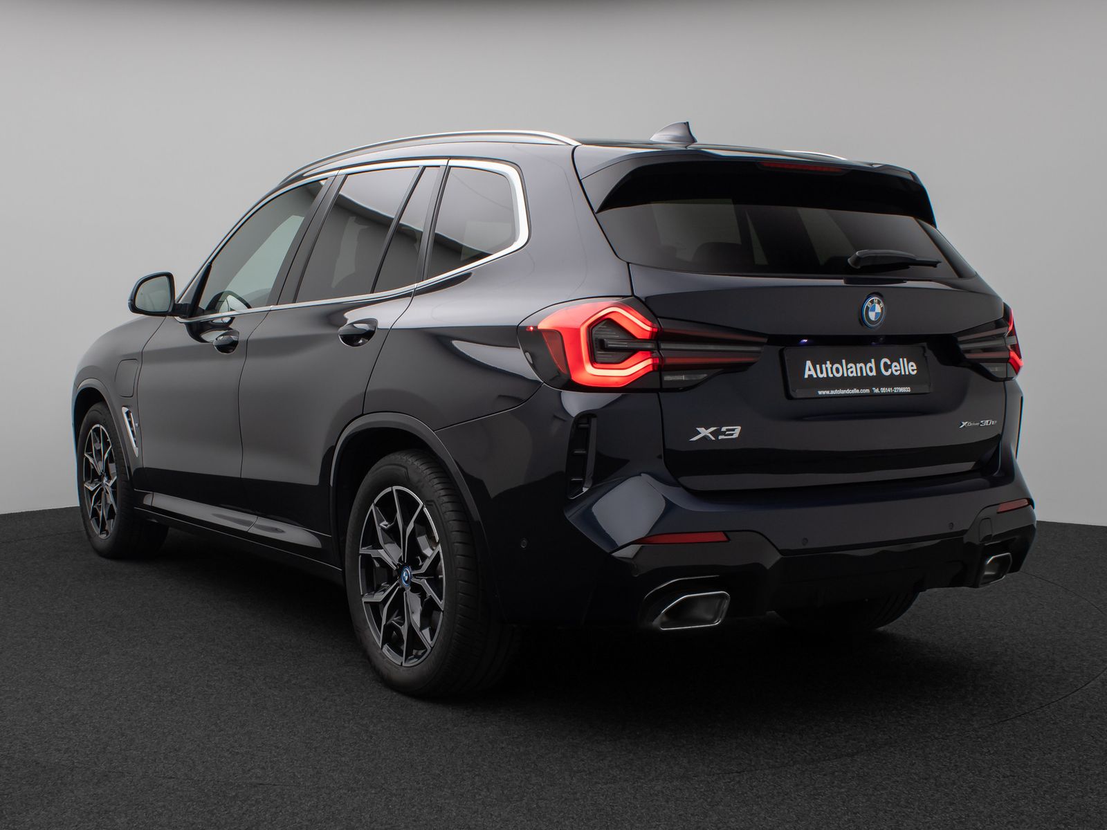 Fahrzeugabbildung BMW X3 xD30e M Sport 360°Laser Panorama HUD DAB HiFi
