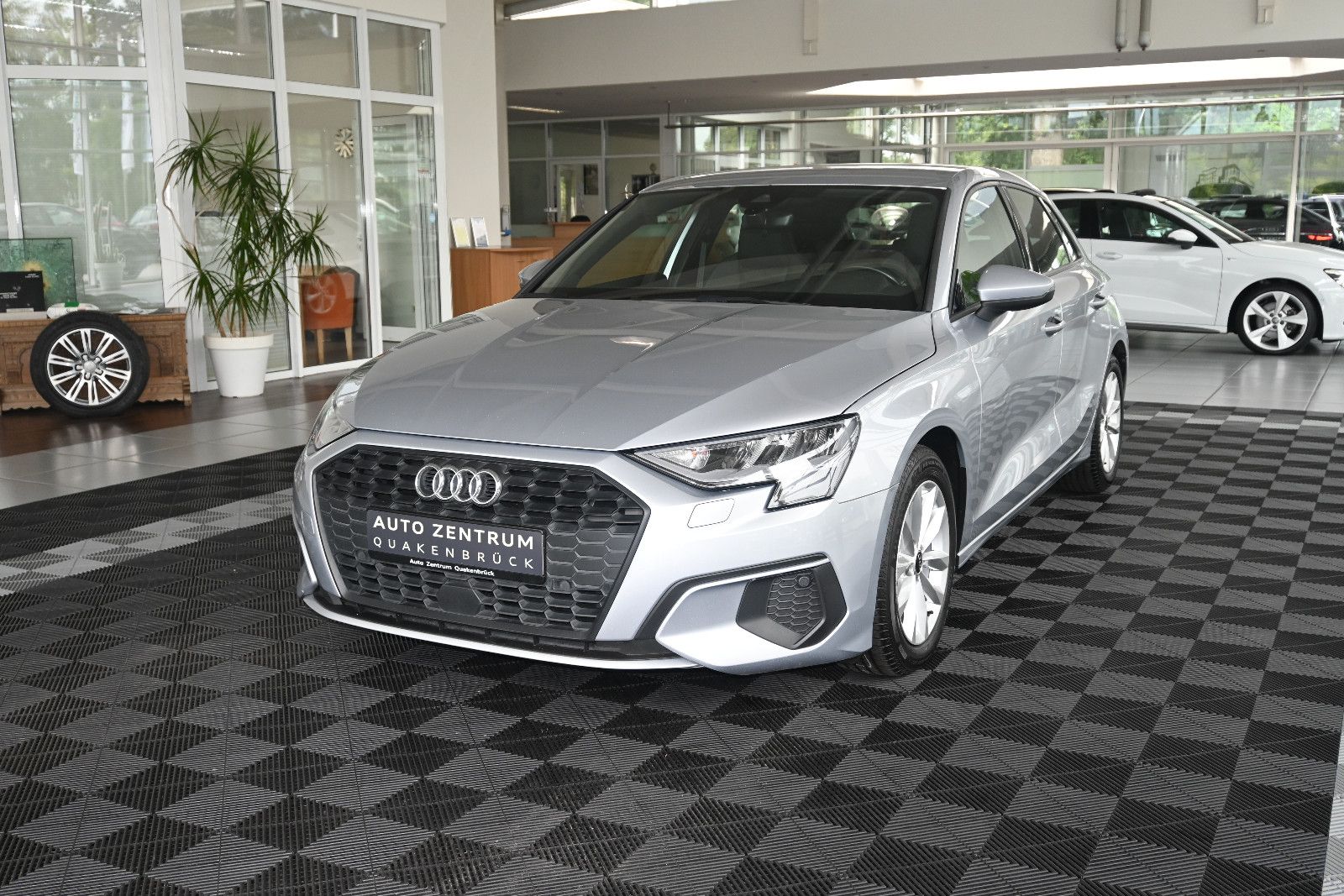 Audi A3 SB 35 TDI S-Line LED Navi T-Leder PDC Virtual imagem 3