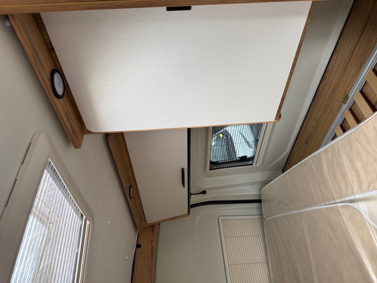 Fahrzeugabbildung Karmann Dexter 4x4 DE 570 AW Klima, RFK, Heizung 4KW