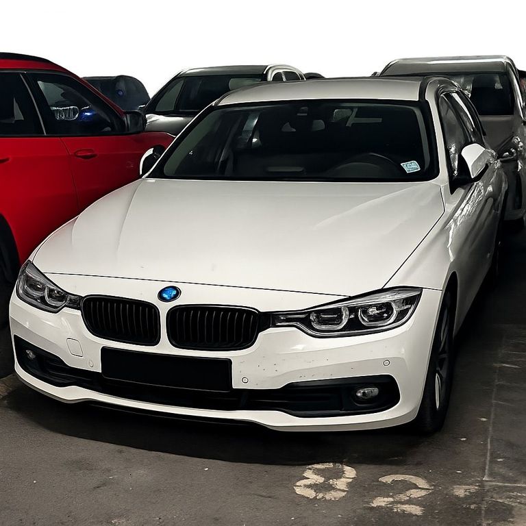 Image of BMW 320