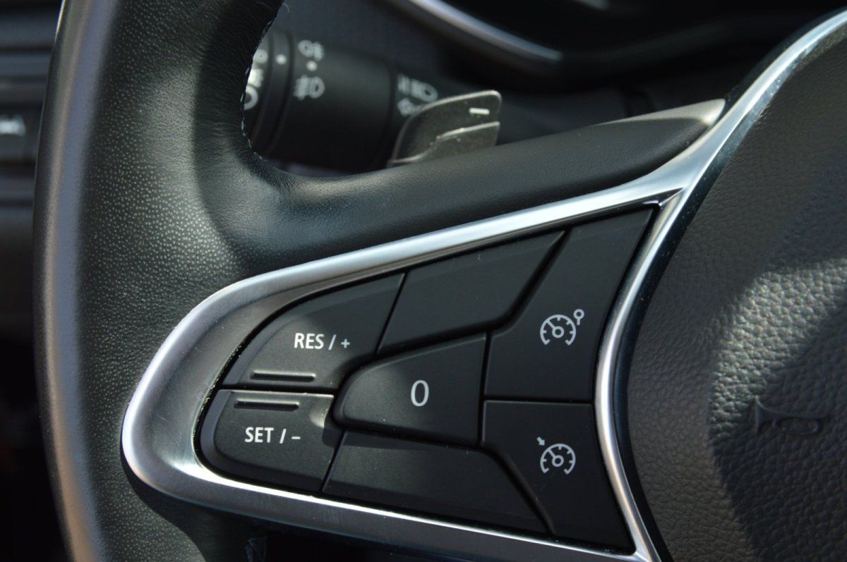 Fahrzeugabbildung Renault Clio V   Intens Automatic LED SHZ