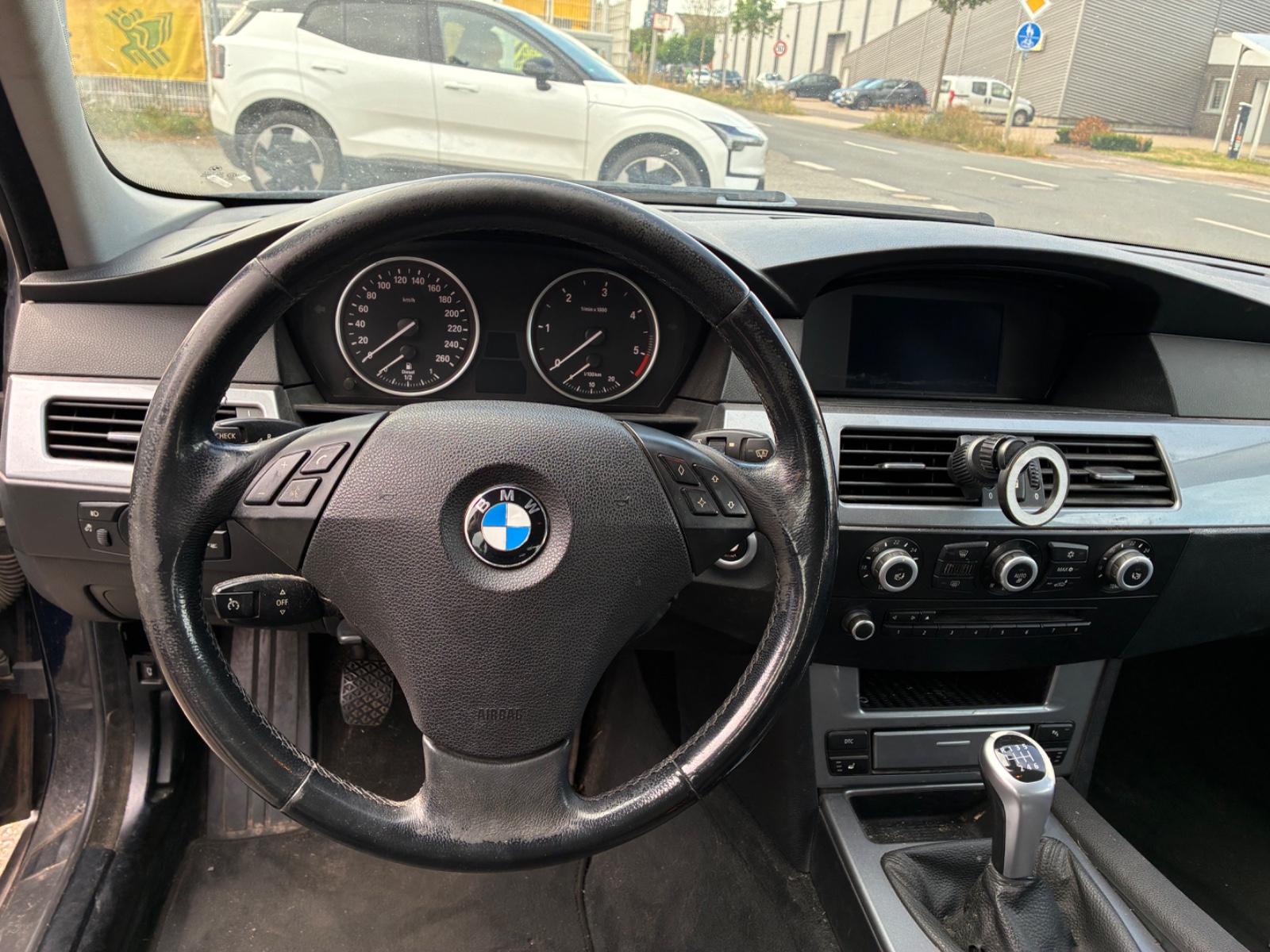 BMW 525 2008 — photo 13