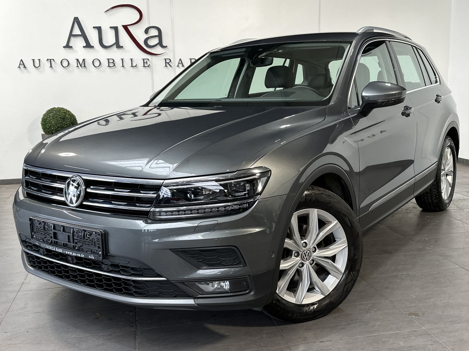 Fahrzeugabbildung Volkswagen Tiguan 2.0 TDI DSG HL NAV+LED+ACC+KAM+HUD+VC+PP