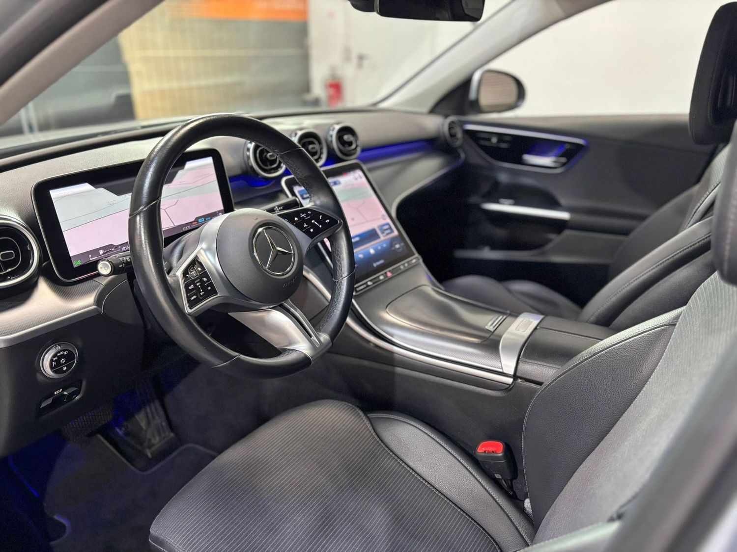 Fahrzeugabbildung Mercedes-Benz C 220 T d Avantgarde#Sport#MBUX#LED#Ambiente#Kam