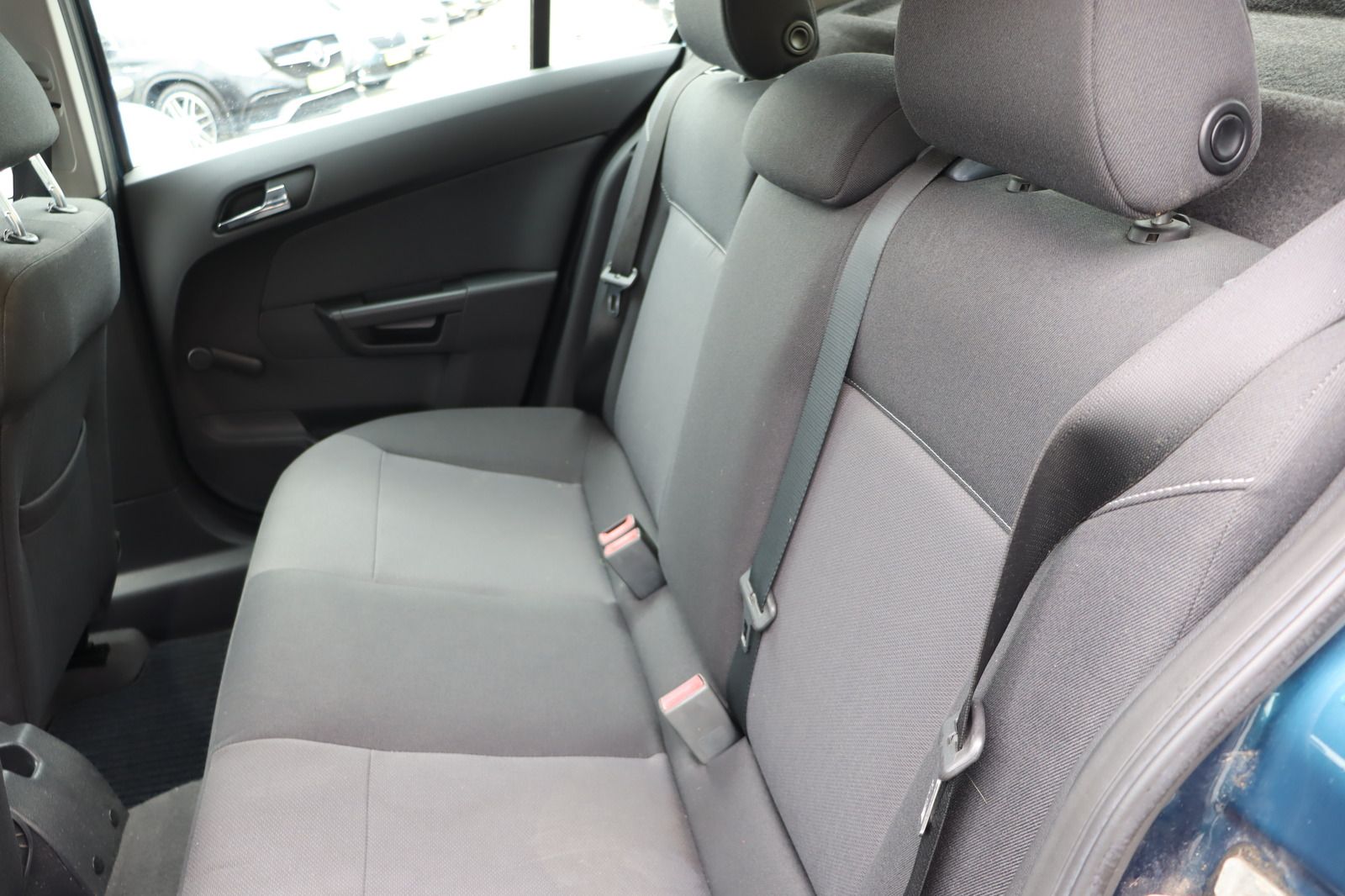 Fahrzeugabbildung Opel Astra 1.4i TWINPORT Edition * Klima * HU/AU neu