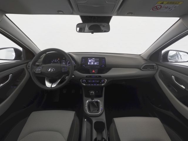 i30 SELECT+LED TAGFAHRLICHT+KLIMAANLAGE+ALARMANL