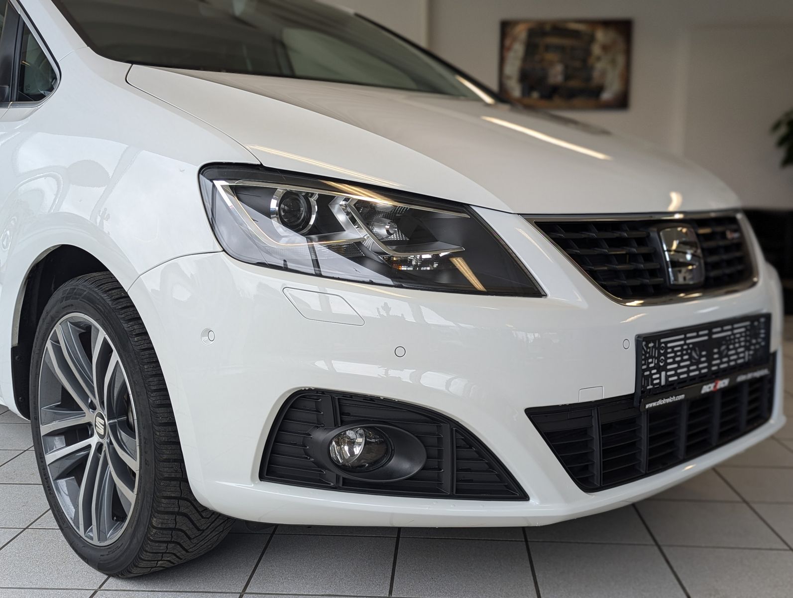 Fahrzeugabbildung SEAT Alhambra 1.4 TSI FR 7-Sitze ACC Bi-Xen Cam AHK