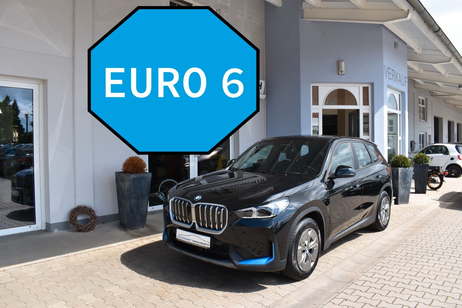 BMW iX1 30 xDrive Navi PanoDach Keyless LED foto 2