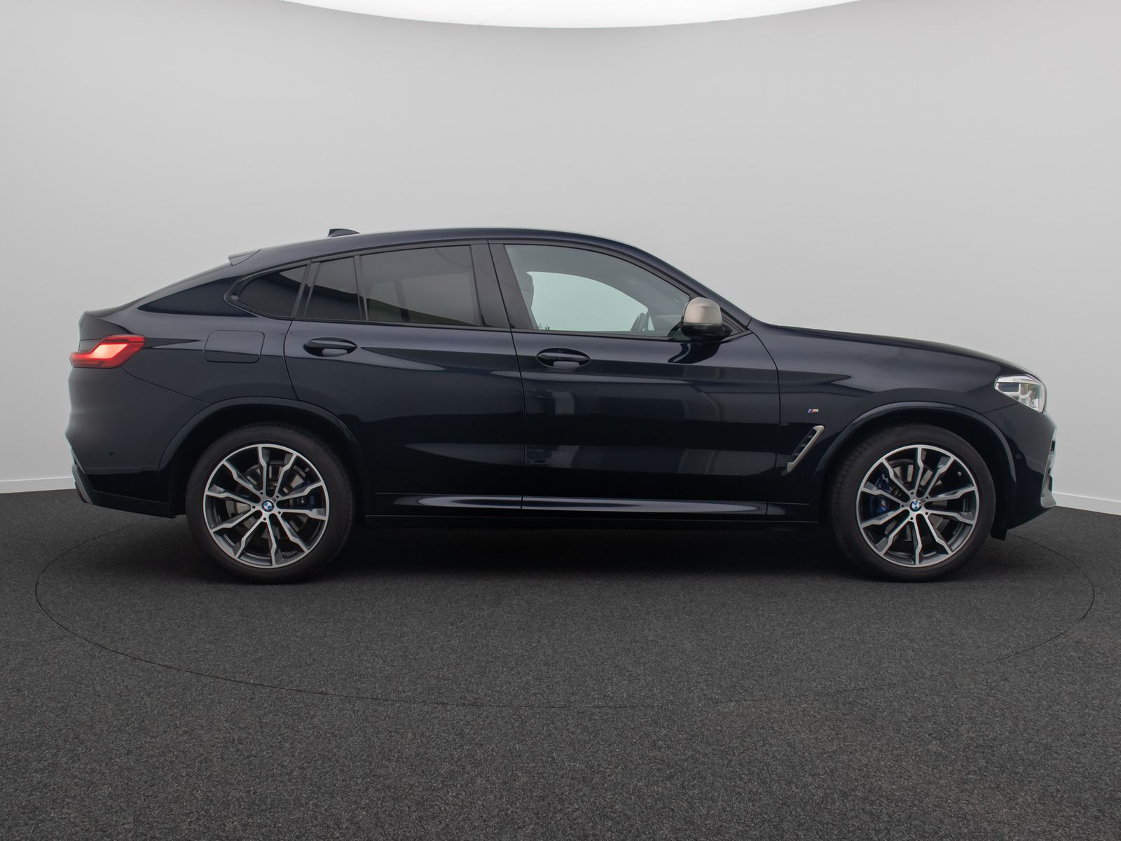 Fahrzeugabbildung BMW X4 M40i Kamera DAB HUD Memory Komfort H/K 20Zoll