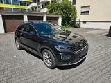 Volkswagen T-Roc 2.0 TDI SCR DSG 4MOTION Sport Sport - VW T-Roc Gebrauchtwagen in München