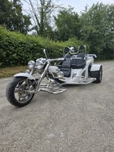 Boom Mustang Family, AHK, wenig KM - BOOM TRIKE