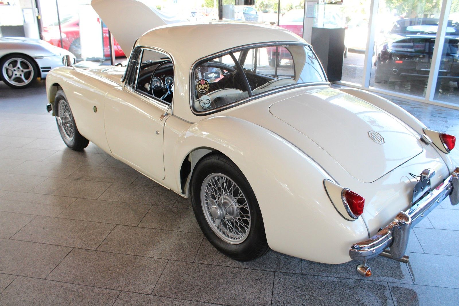 MGA 1500 Coupe' Restauriert!!