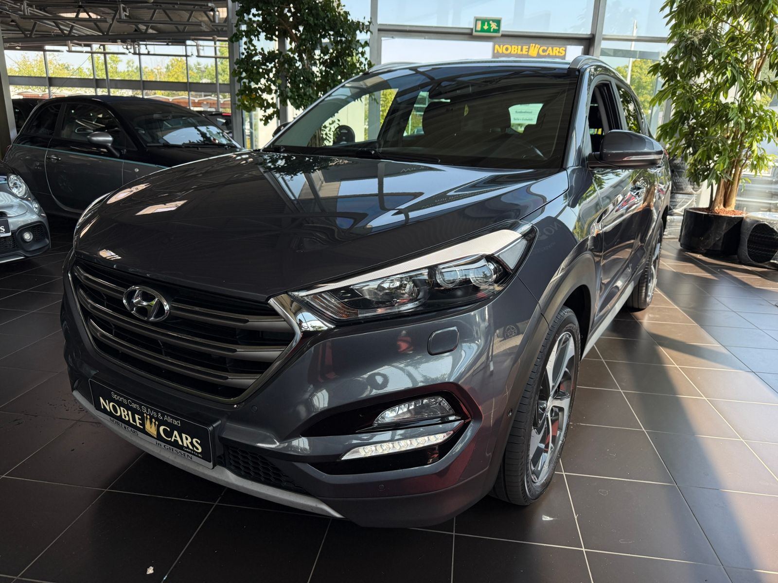 Fahrzeugabbildung Hyundai TUCSON Premium 4WD AHK LED NAVI