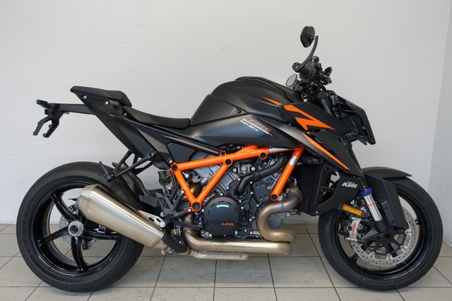 KTM 1390 SUPER DUKE R