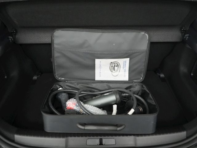 Mokka-e B ULTIMATE 50kWh AT+NAVI+RÜCKFAHRKAMERA+