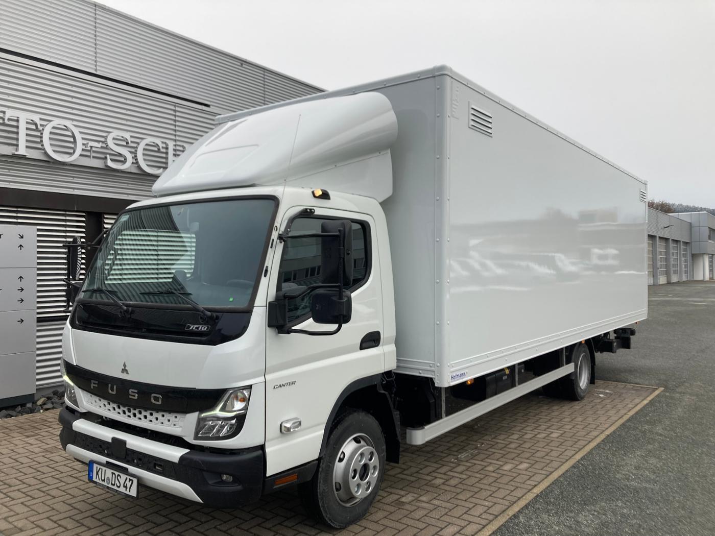 FUSO Fuso 7C18 Wäschekoffer/LBW 7m KlimaA LED LM