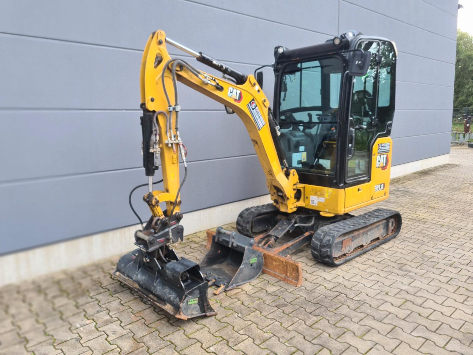 CAT 301.8  - MS01 - 2 x Löffel