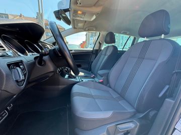Volkswagen Golf - 7