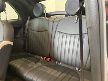 Fahrzeugabbildung Fiat Fiat 500 Cabrio Twin Air S mit Beats Audio