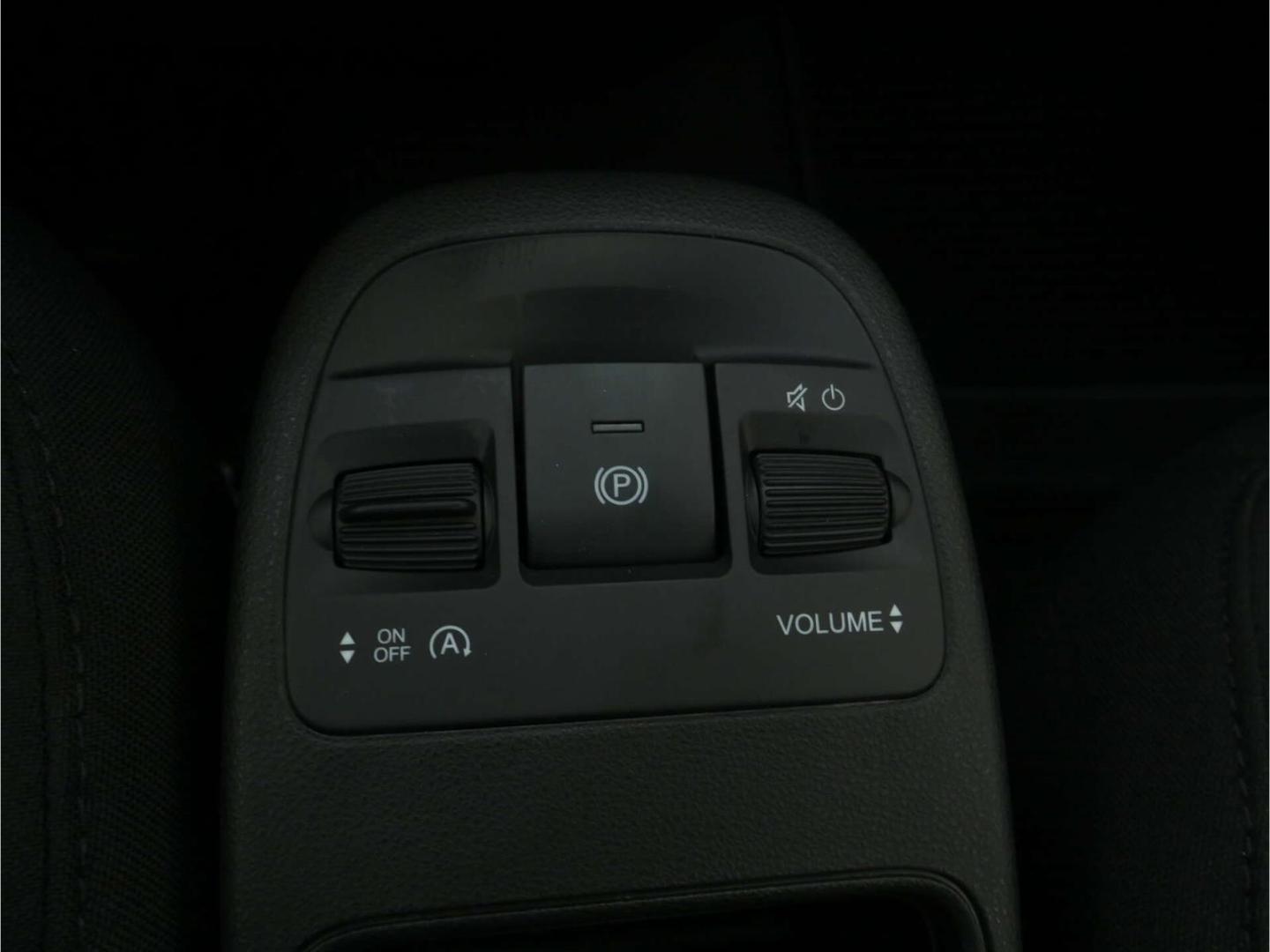 Fiat 500 Hybrid 1.0 GSE Icon, миниатюра 22