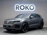 Volkswagen Touareg R-Line HuD Massage DYN StandH.MEGAVOLL - VW Touareg Gebrauchtwagen in Hannover