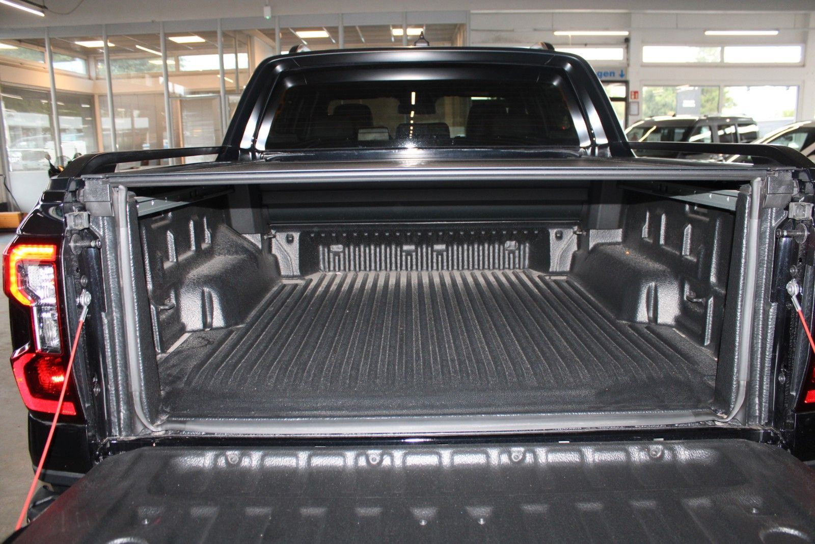 Fahrzeugabbildung Ford Ranger PHEV Wildtrak AHK ROLLO B&O ACC 360°