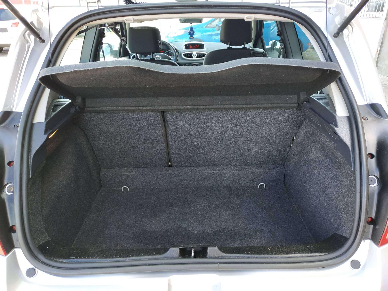 Clio 1.2 Automatik/ TÜV NEU/ 1.Hand/ Alufelgen/  – Bild 9