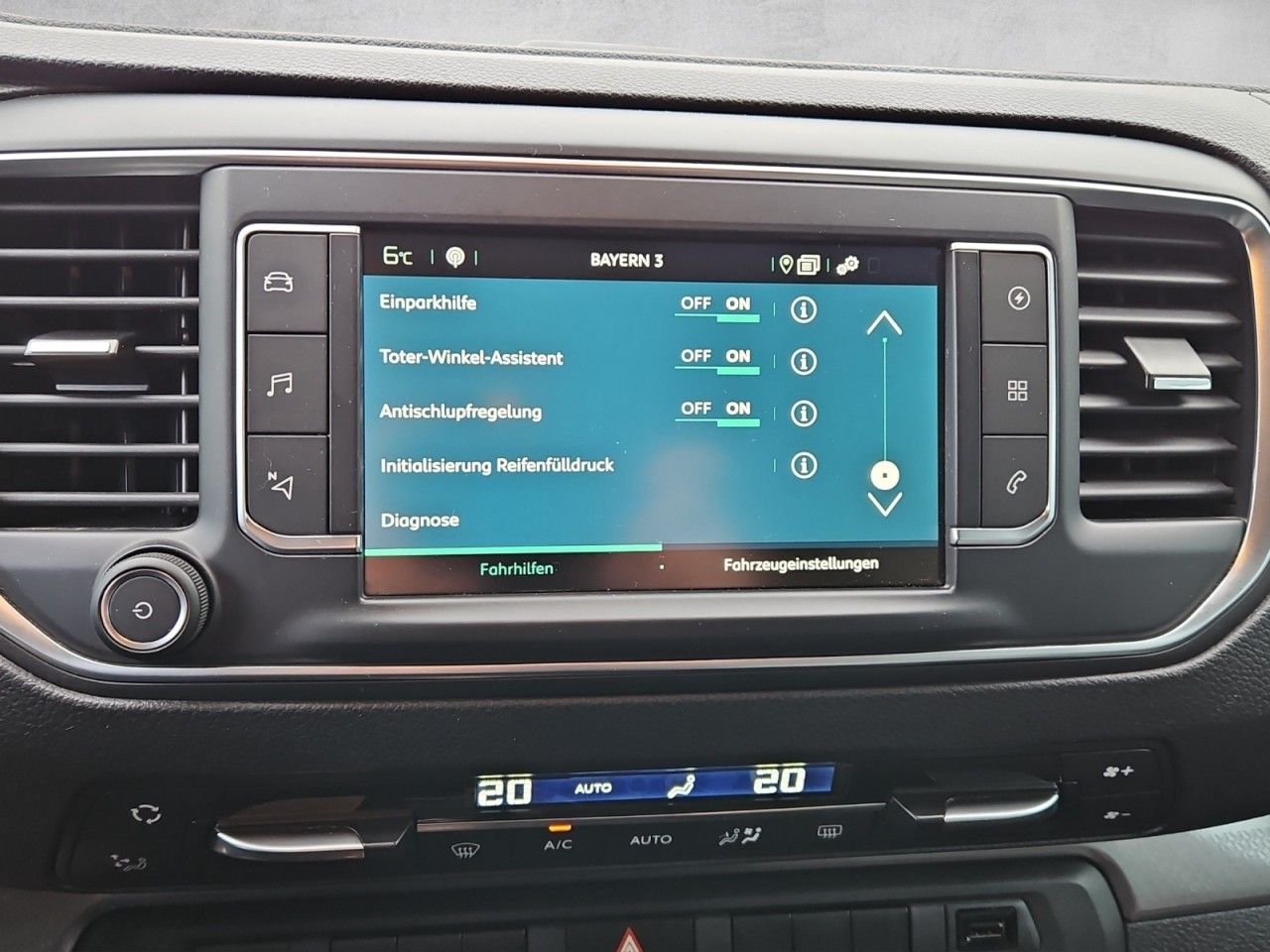 Fahrzeugabbildung Citroën Spacetourer Feel M (L2) Elektromotor 8-Sitzer