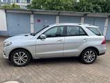 Mercedes-Benz GLE 350 d 4MATIC - elektr. AHK, Schiebedach - Mercedes-Benz GLE 350 aus 2016