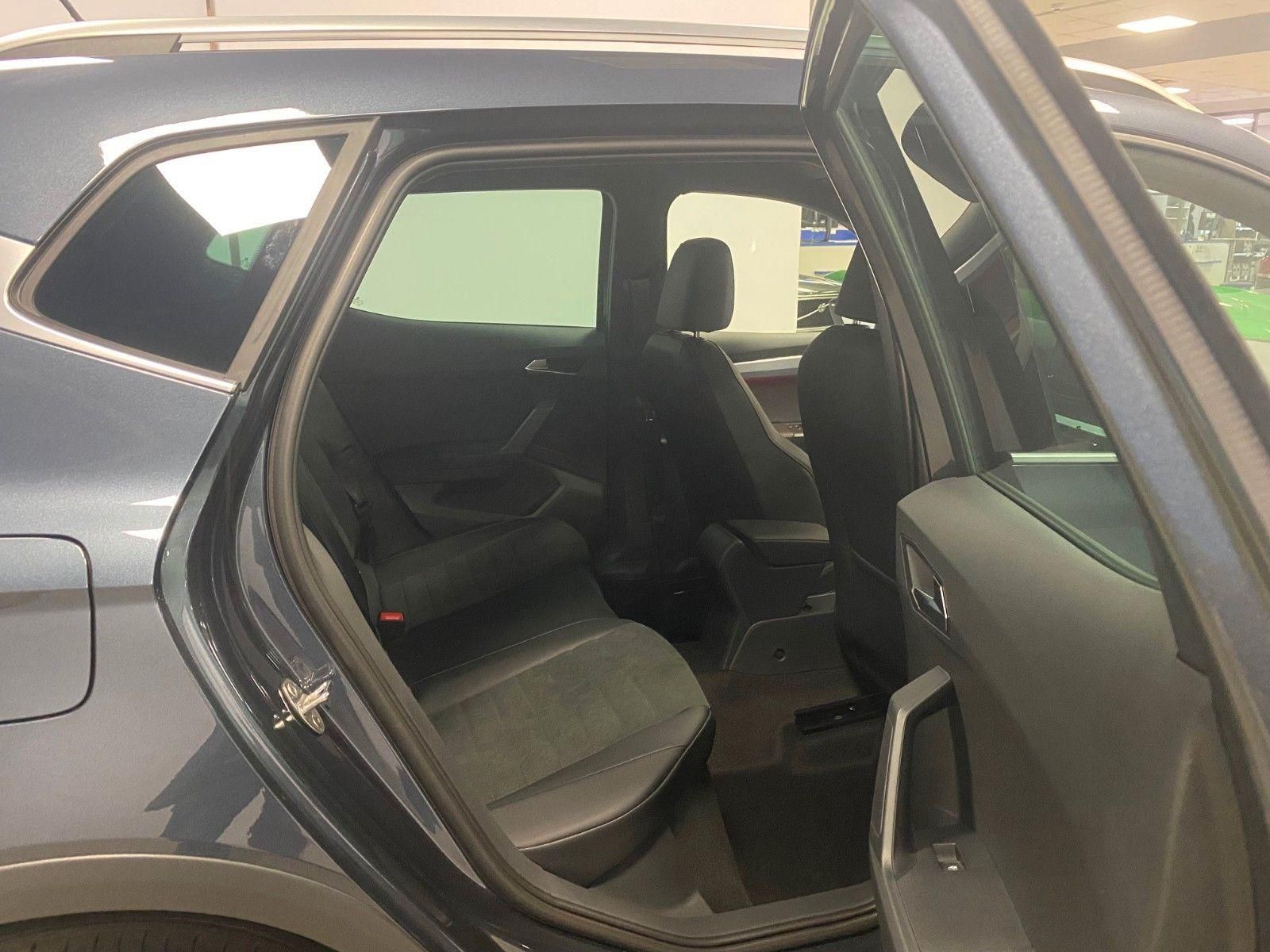 Fahrzeugabbildung SEAT Arona 1.5 TSI FR DSG GARANTIE 5+ACC+AHK+Spurwech