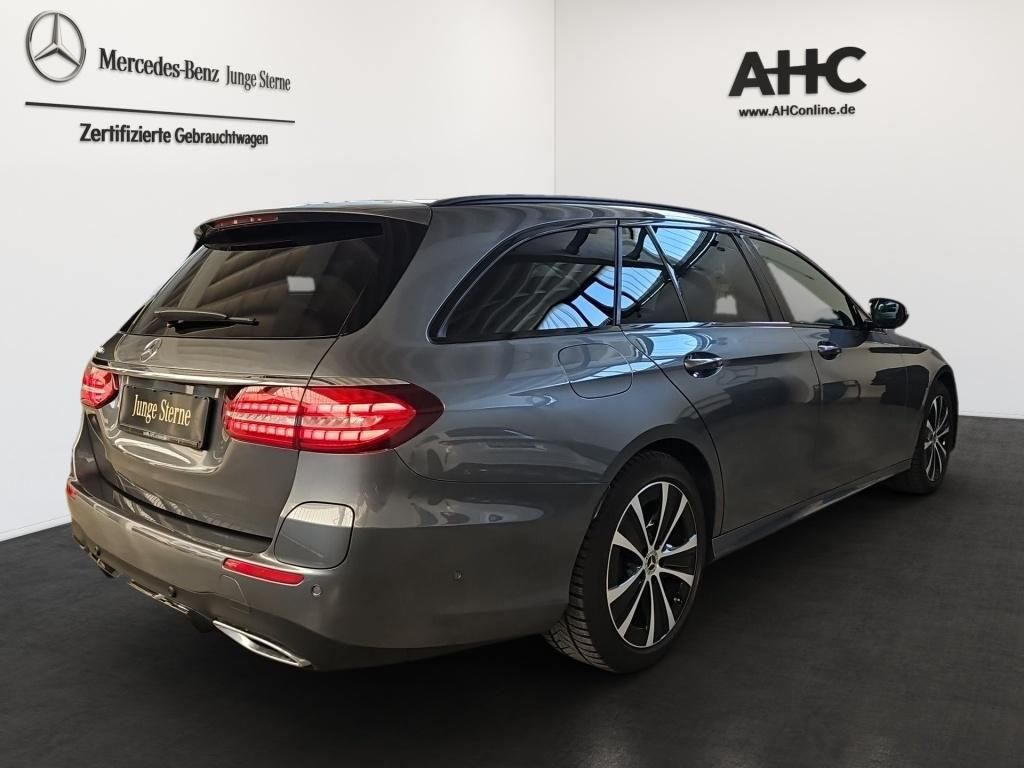 Fahrzeugabbildung Mercedes-Benz E 300 de T AMG Pano Night ACC LED Ambiente DAB