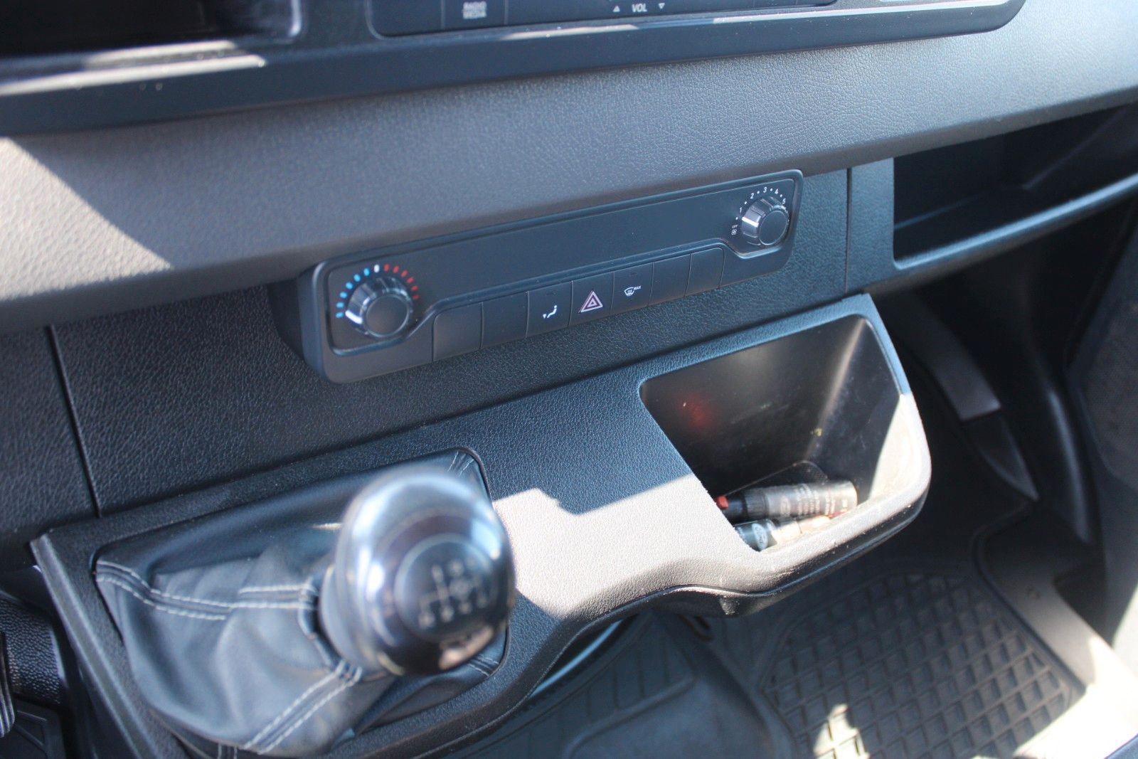 Fahrzeugabbildung Mercedes-Benz Sprinter 314 Kasten L2 H2 AHK Kamera Kunstleder
