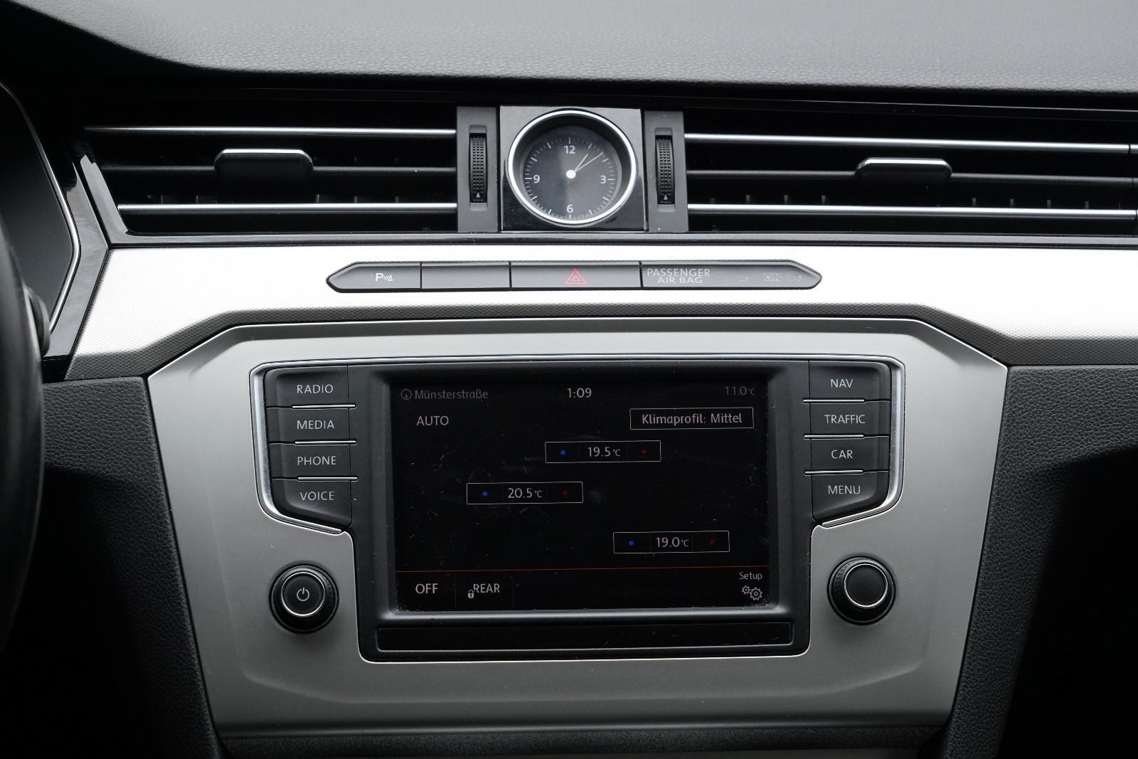 Volkswagen Passat Lim. 1.4 SHZ NAVI GJR Keyless PDC
