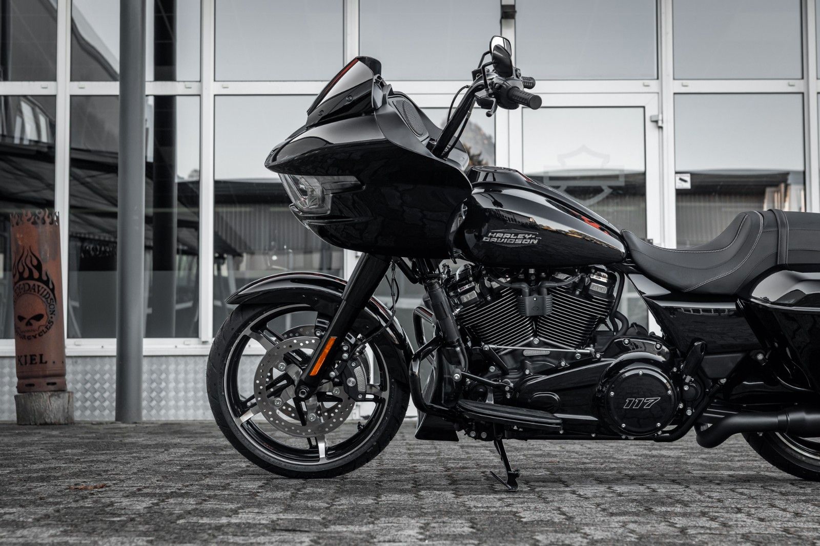 Fahrzeugabbildung Harley-Davidson ROAD GLIDE FLTRX 117ci MY25 - SOFORT VERFÜGBAR