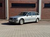 BMW 318i touring - E46