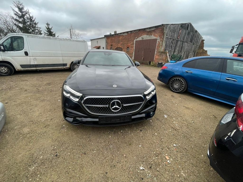 Mercedes-Benz E 200