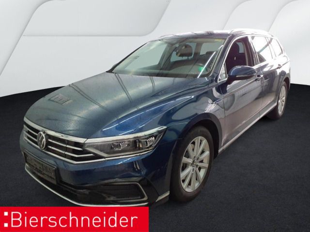 Volkswagen Passat Variant 1.4 TSI DSG GTE AHK PANO STHZ IQ