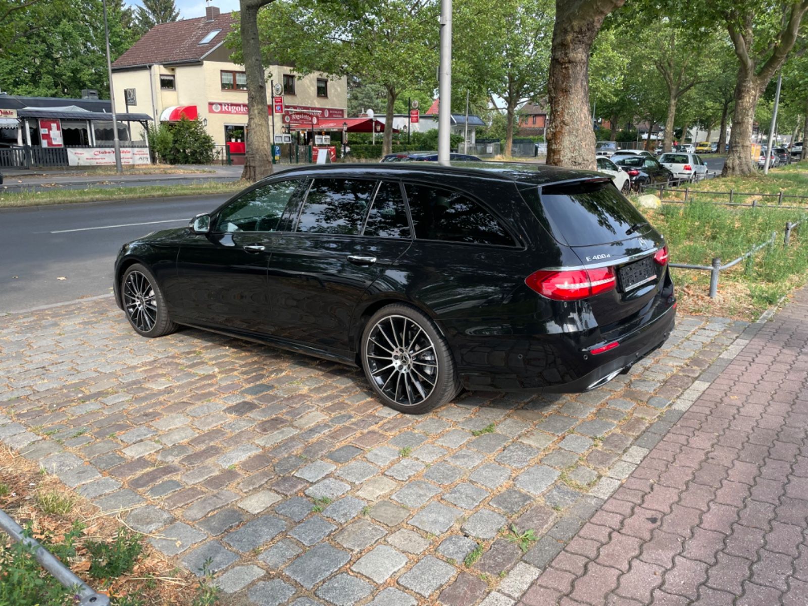 Fahrzeugabbildung Mercedes-Benz E 400d 4Matic AMG*Burmester*Airmatic*Distronic*