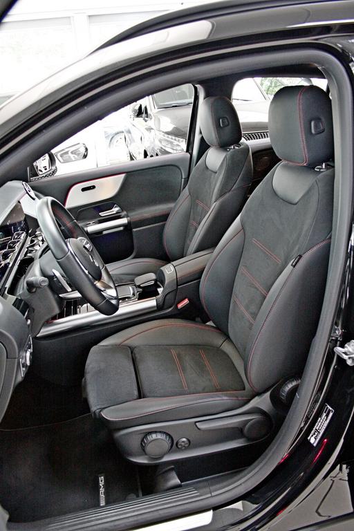 Mercedes-Benz GLA 220